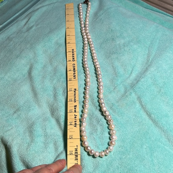 VINTAGE White Freshwater Pearls 33” Long Strand Necklace Jewelry Classic Prepy - Picture 8 of 10